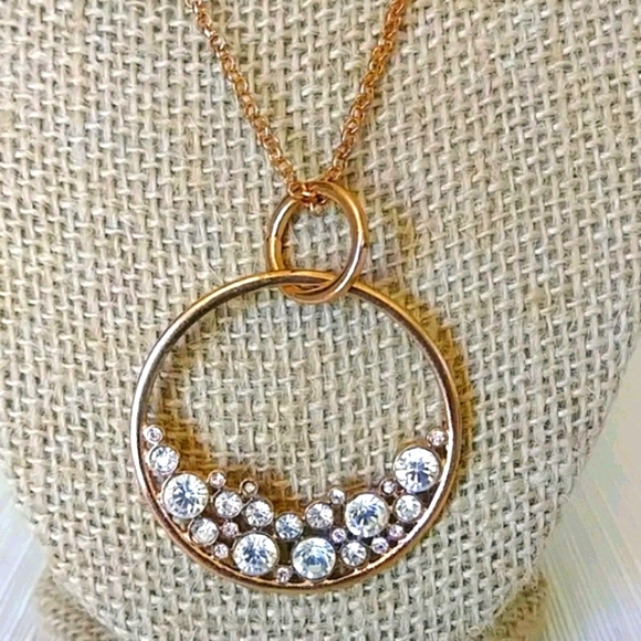 NWT Jessica Simpson Rose Gold Necklace - Picture 2 of 4